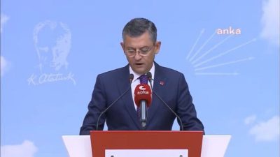 CHP genel başkanlığına adaylığını açıklayan Manisa Milletvekili Özgür Özel, bir