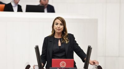 Hatay CHP Milletvekili Nermin Yıldırım Kara, seçim bölgesinden kendisine iletilen