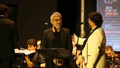 Muğla’nın Bodrum ilçesinde düzenlen Opus Müzik Festivali, Türk Yıldızları Senfoni