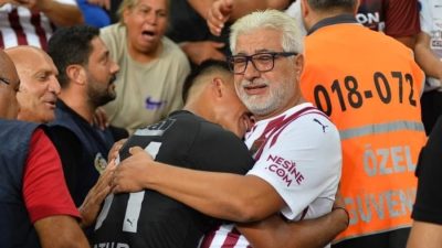 Hatayspor’un 3-2 kazandığı Trabzonspor maçı galibiyet sevincini yaşayan futbolculardan Oğuzhan,
