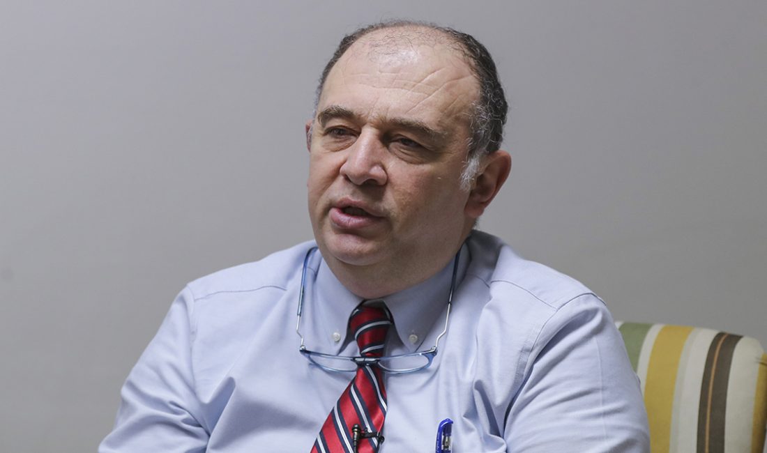 Koronavirüs Bilim Kurulu Üyesi Prof. Dr. Ateş Kara, Kovid-19’un eris