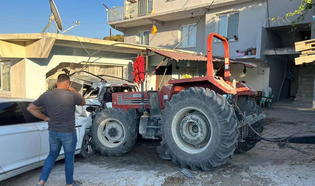 Altınözü ilçesinde bir traktör önce 3 araca ardından bir eve