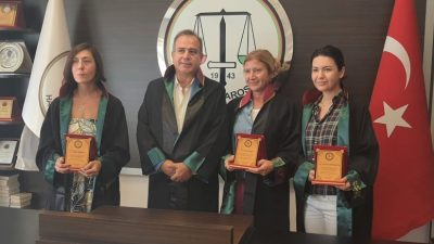 Hatay barosu, depremin  ilk gününden itibaren kentte hukuki yardıma gereksinim