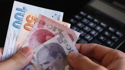 Yüksek enflasyonun alım gücünü en aza indirdiği milyonlarca emekli Cumhuriyetin