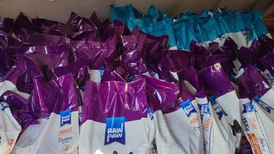 Depremin en  çok etkilediği Hatay’da kenti terketmeyenler yaşamı sürdürmeye devam