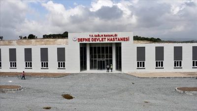 Hatay’ın Defne ilçesinde kurulan Defne Devlet Hastanesi’nde şok bir olay