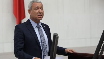 Risk Merkezinin verilerine göre bankalara bireysel kredi kartı borcu bulunan 