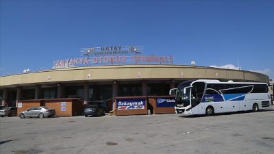 &nbsp; Kahramanmaraş merkezli depremlerde hasar gören Antakya Otobüs Terminali’nde onarım