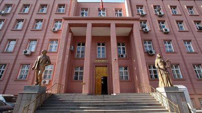 Yargıtay kaynanasına hakaret ettiği için eşiyle boşanan geline nafaka bağlanmasını