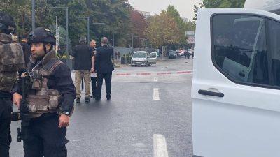 Ankara Kızılay’da patlama sesi duyuldu. İddiaya göre Ankara Kızılay’da gri