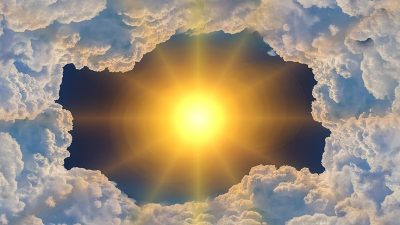 İklim değişikliği nedeniyle kuraklık ve sel gibi felaketlerin yaşandığı dünyayı