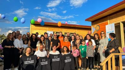 Hatay’ın Antakya ilçesi Serinyol Mahallesi’nde deprem felaketi sonrasında toplumun iyileşmesine