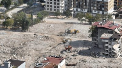 Hatay Büyükşehir Belediyesi öncülüğünde başlatılan Hatay Planlama Forumu’nun, ‘’Kritik Yaşam