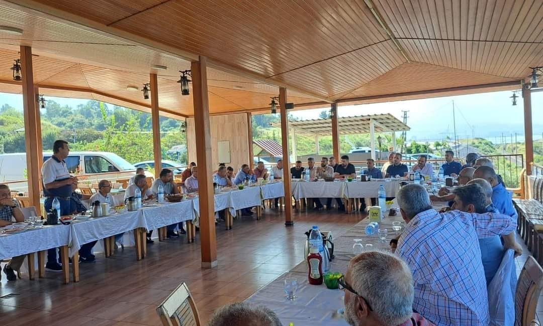 İskenderun’da mahalle muhtarları kendilerini