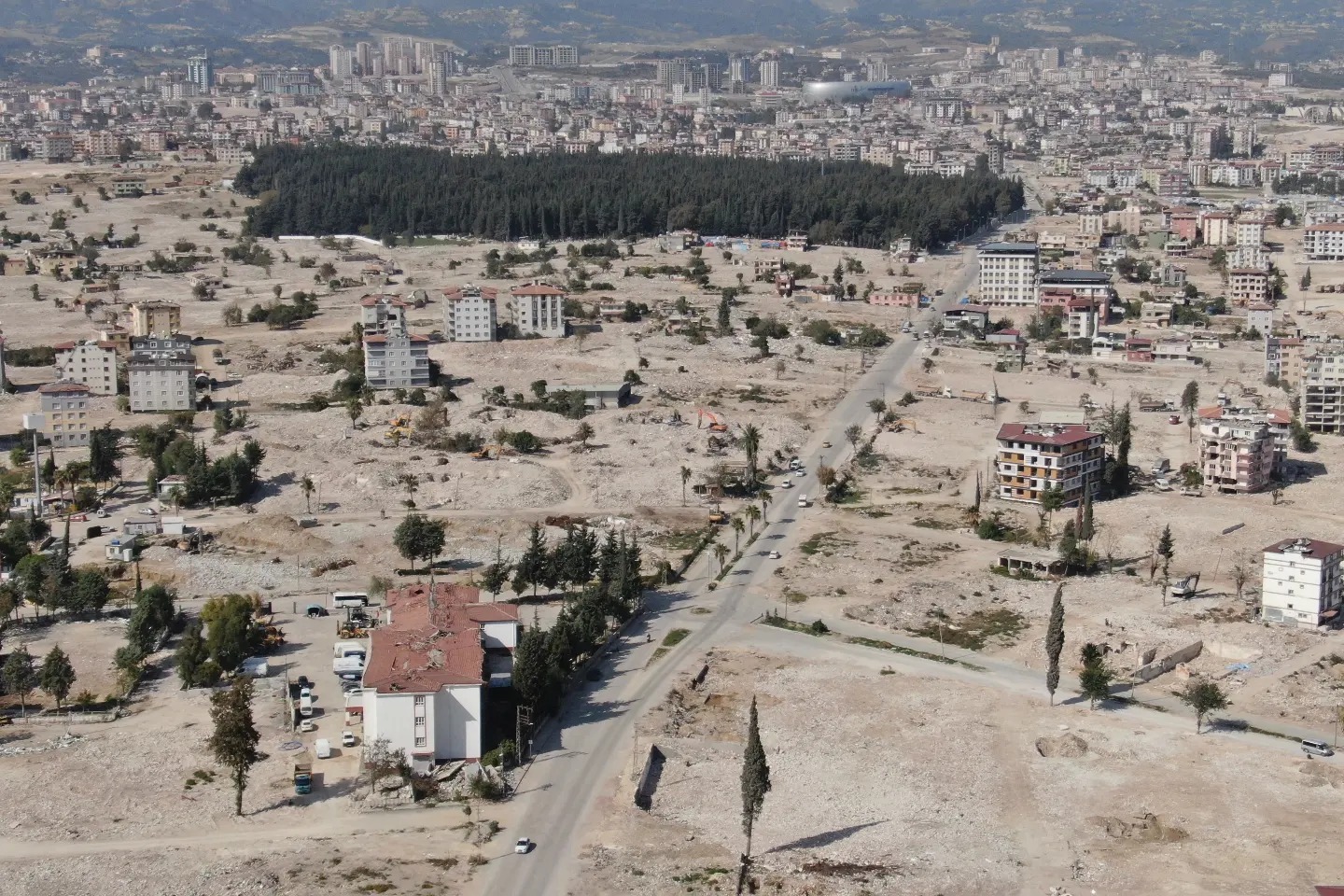 Hatay’da enkazların %77’si kaldırıldı