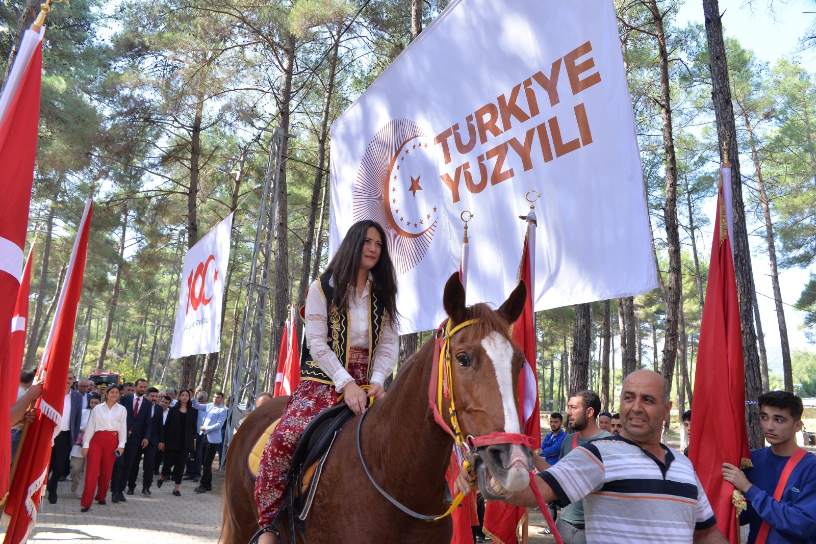 Hanımağa Elif Boyner: “İyi yaşam projemizin adresi Yayladağı oldu”