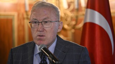 Türkiye’nin Washington Büyükelçisi Mercan, Los Angeles’ta Türk ve Azerbaycan heyetlerine