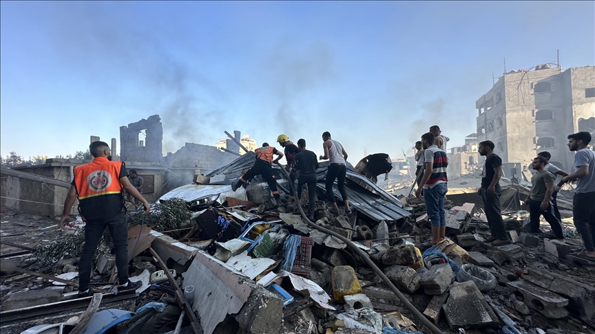 İsrail’in Gazze Şeridi’ndeki bir camiye saldırısında ölen ve yaralılar olduğu belirtildi