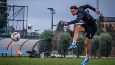 Hatayspor’un Santrforu Dadashov, Milli ara sırasında gittiği ülkesi Azerbeycan Milli