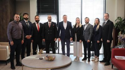 Gençlere daha parlak bir gelecek sunmak için çalışmaya devam edeceğiz