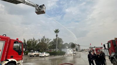 Hatay Büyükşehir belediyesi itfaiye daire başkanlığı bünyesinde görev yapan Antakya