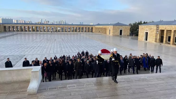 Milli Eğitim Bakanı öğretmenlerle Anıtkabir’de