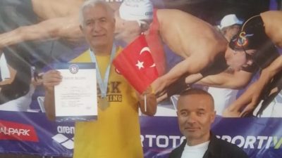 Antakyalı yüzücü Kamil Köseoğlu Kelebek sitilinde 200 m’yi 4 dk.03
