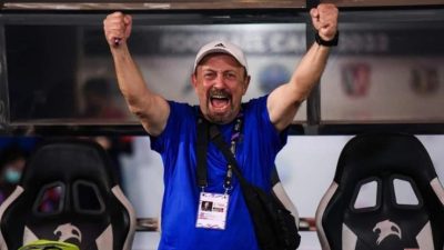 Hatayspor forması altında Türkiye gol kralı olan, Bordo-beyazlı ekibin teknik