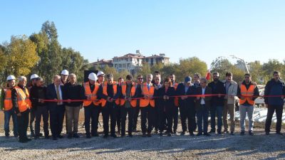 Hatay Mustafa Kemal Üniversitesinde, eğitime uygun olmayan hasarlı binaları olan