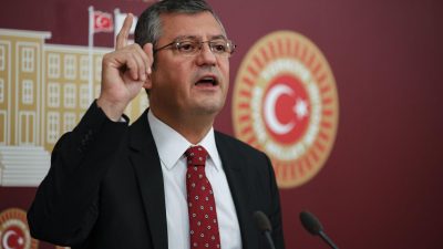 Özgür Özel katıldığı bir televizyon programında yerel seçimlerde diğer partilerle