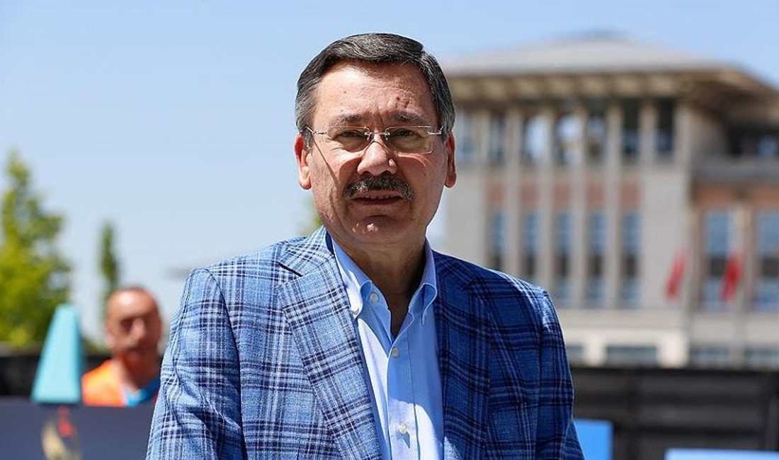 Eski Ankara Büyükşehir Belediye Başkanı Melih Gökçek’in belediyeden aldığı evlerin