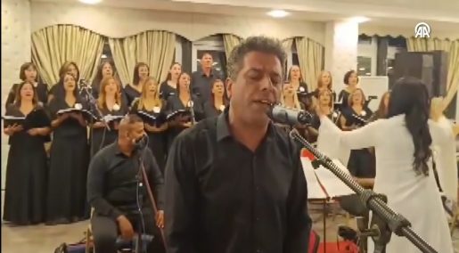 Hatay’da Samandağ Gülbahar Halk Korosu konser verdi