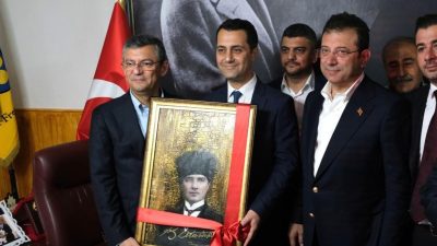 Erzin Belediye Başkanı Ökkeş Elmasoğlu, dün ilimize gelen CHP lideri