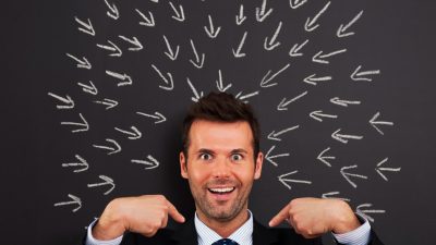 Narsist kişilik bozukluğu, kişinin birçok alanda herkesten daha iyi olduğunu