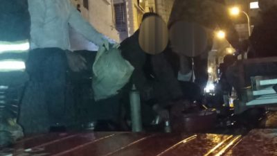 Hatay’ın İskenderun ilçesinde Koru kafe adlı bir mekanda oturan müşteriler