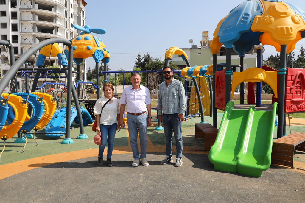 Hatay Karaağaç’a modern park