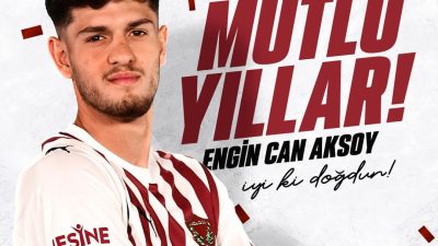 Hatayspor defans oyuncusu Engincan Aksoy 20.yaş mutluluğu yaşıyor. Genç yetenek,14
