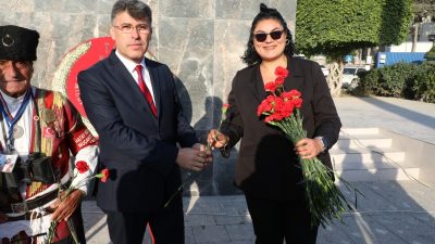 Hatay Büyükşehir Belediyesi, 24 Kasım Öğretmenler Günü dolayısıyla öğretmenlere anlamlı