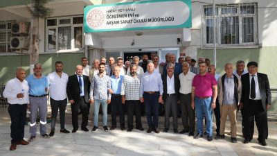 Hatay BŞB başkanı Lütfü Savaş, Reyhanlı’da muhtarlarla bir araya geldi,