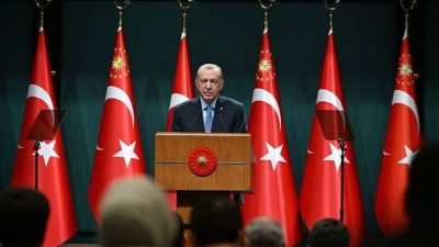 Cumhurbaşkanı Yardımcısı Cevdet Yılmaz Cumhurbaşkanlığının 2022 yılı harcamasının 5 milyar