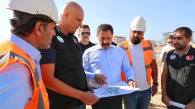   Antakya’nın büyük yerleşim birimlerinden Aksaray mahallesinde 329 toplu konut