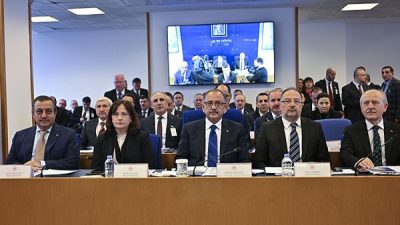 Çevre Şehircilik ve İklim Değişikliği Bakanı Mehmet Özhaseki, ülke genelinde