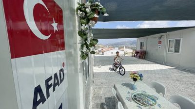 H. A adlı vatandaş eşine ve kayınbiraderine ateş açtı. Akıl