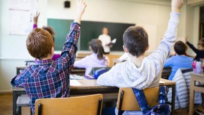 Hatay’daki depremlerde evinin enkazından yaklaşık 6 saat sonra yaralı olarak