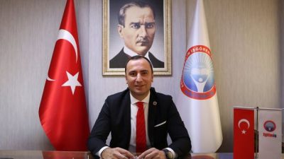 Eğitim-İş Genel Başkanı Kadem Özbay MEB’in müfredat değişikliği kararına tepki