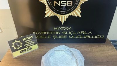 Hatay’ın merkez Antakya ilçesinde evinde ve aracında uyuşturucu ele geçirilen