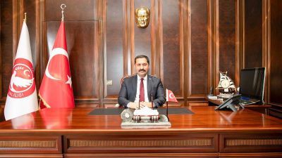 Hatay’a  atandıktan sonra  kurumlararası eşgüdümü sağlaması, halkla ilişkileri ve bu