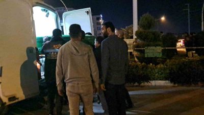 Hatay’ın Dörtyol ilçesinde refüjde bir ceset bulundu.