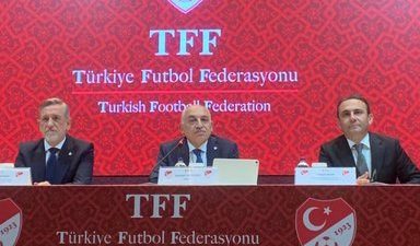 Türkiye Futbol Federasyonu Başkanı Mehmet Büyükekşi, olağanüstü toplantı sonrası yaptığı