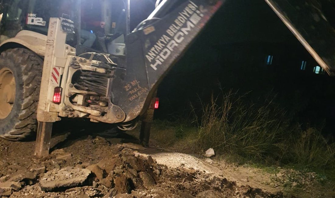 Antakya Belediyesi ekipleri, Hatay’ın